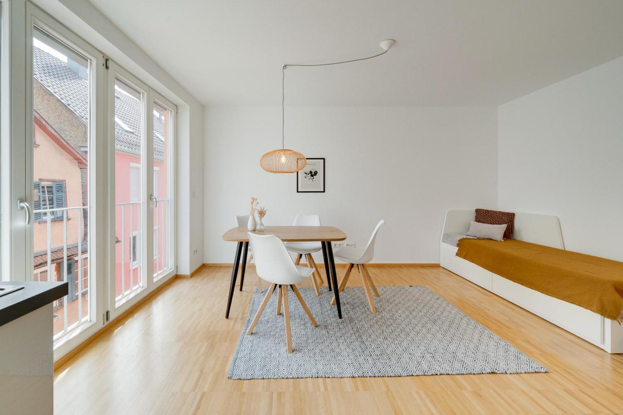 Altstadt Apartment 2 Zimmer Am Weibermarkt Reutlingen Bagian luar foto